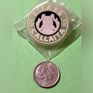 (10 for $15) BAD BUNNY Rapper Singer GLOW IN THE DARK Crocs Shoes Charms